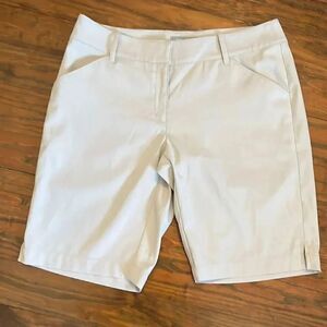 Callaway Opti Dry womens shorts. Size 8